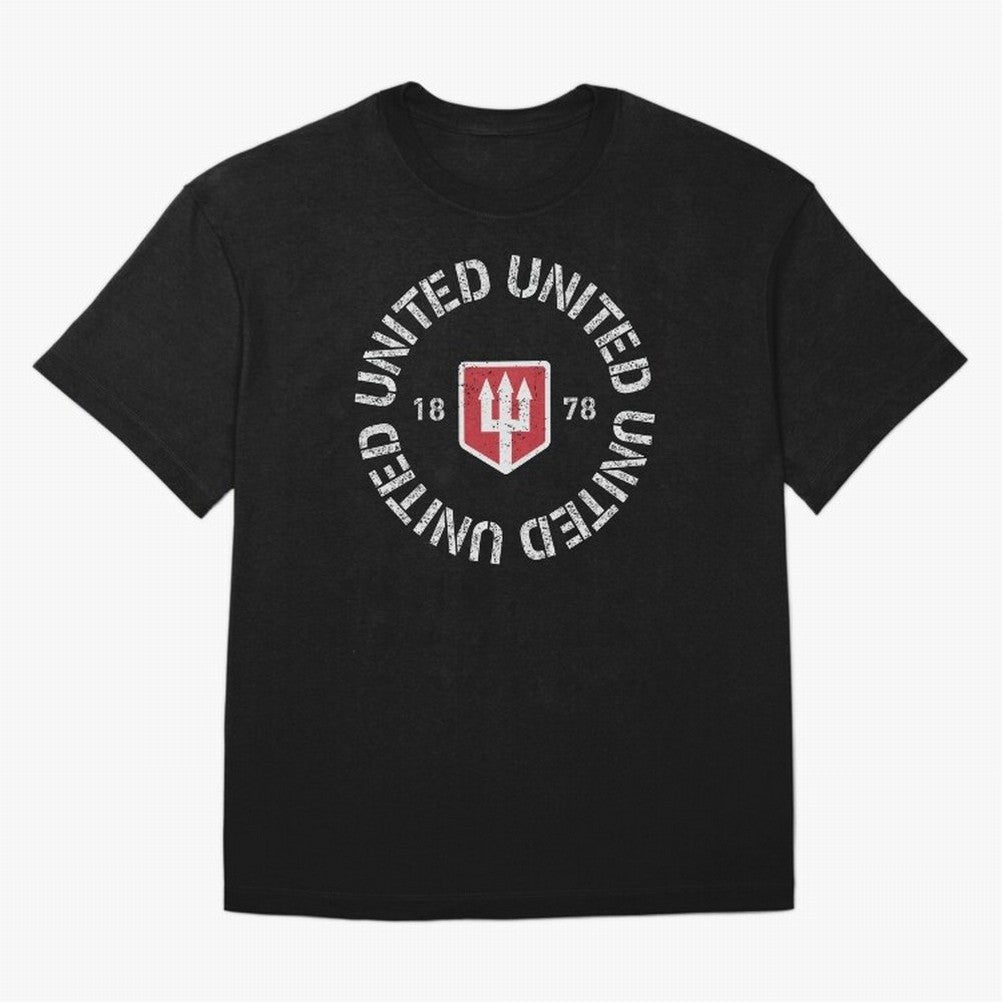 Manchester United Retro Vintage Oversized T-Shirt Turn Football Passion into Global Football Passion for FIFA World Cup 2026, Celebrating Messi, Neymar and Mbappe, Netherlands, Football Festival Excitement, Trophy Ambitions, Country Rivalries and