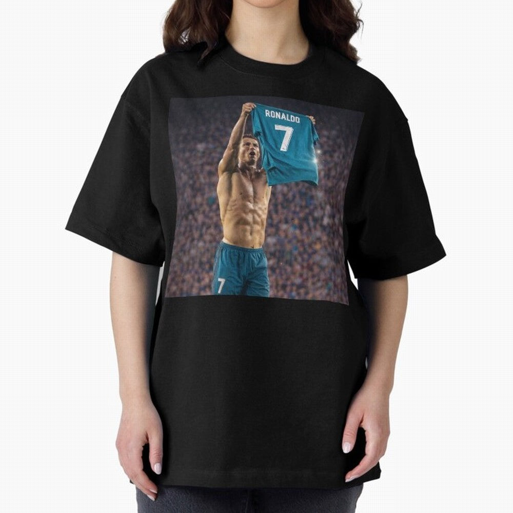 Ronaldo Holding Number Seven Shirt Oversized T-Shirt Bring FIFA World Cup 2026 USA Canada Mexico Spirit, Made for England, Haaland, Vintage Soccer Flavor, Modern Football Stars, National Flags and Final Night Emotion; Made for Collectors Who Enjoy