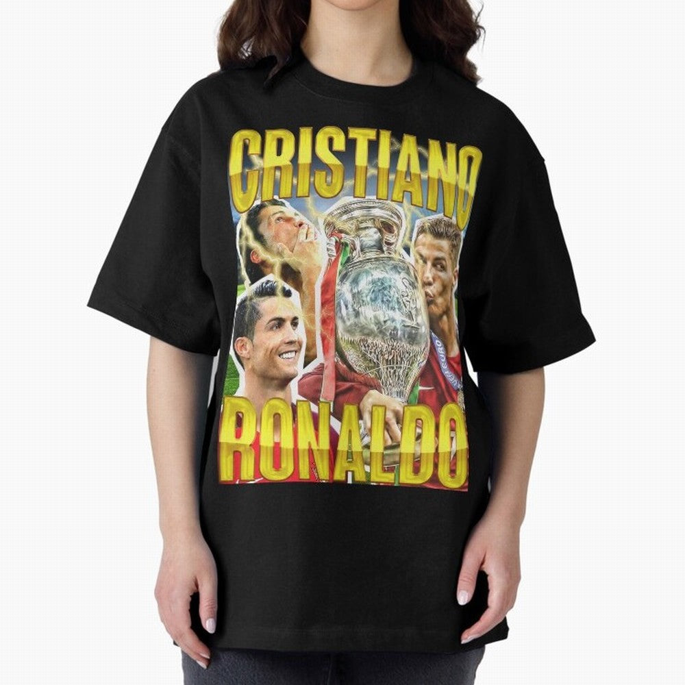 Cristiano Ronaldo CR7 SIUUU El Bicho Vintage Retro Design Oversized T-Shirt Represent the Passion of the FIFA World Cup 2026 USA Canada Mexico Journey through Messi, CR7 and Mbappe Highlights, Portugal Pride, Retro Football Energy, Iconic