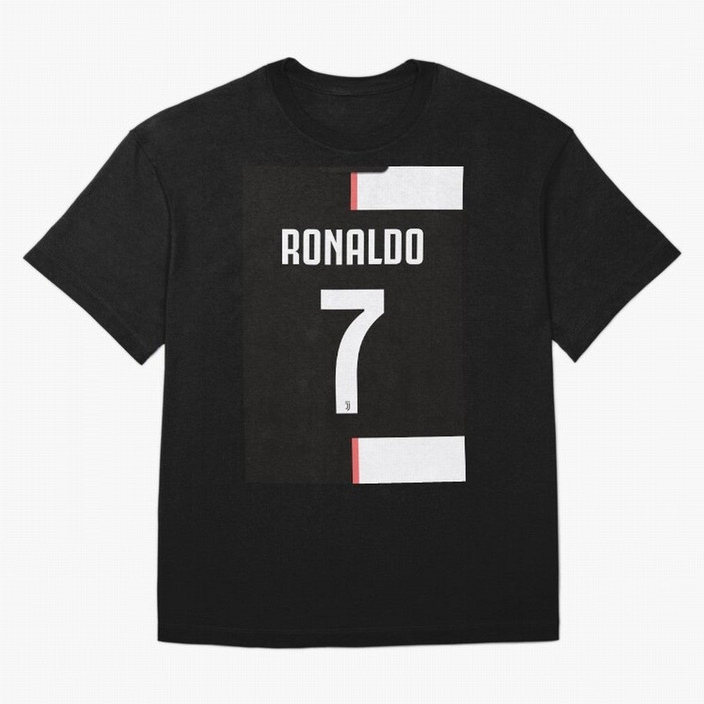 Ronaldo 7 Juventus 19-20 Retro Jersey Oversized T-Shirt Live the Energy of FIFA World Cup 2026 Inspired by Neymar, Portugal, Spain and Germany Energy, Worldwide Fan Energy, Dramatic Goals, Stadium Lights and Championship Celebrations; Made for