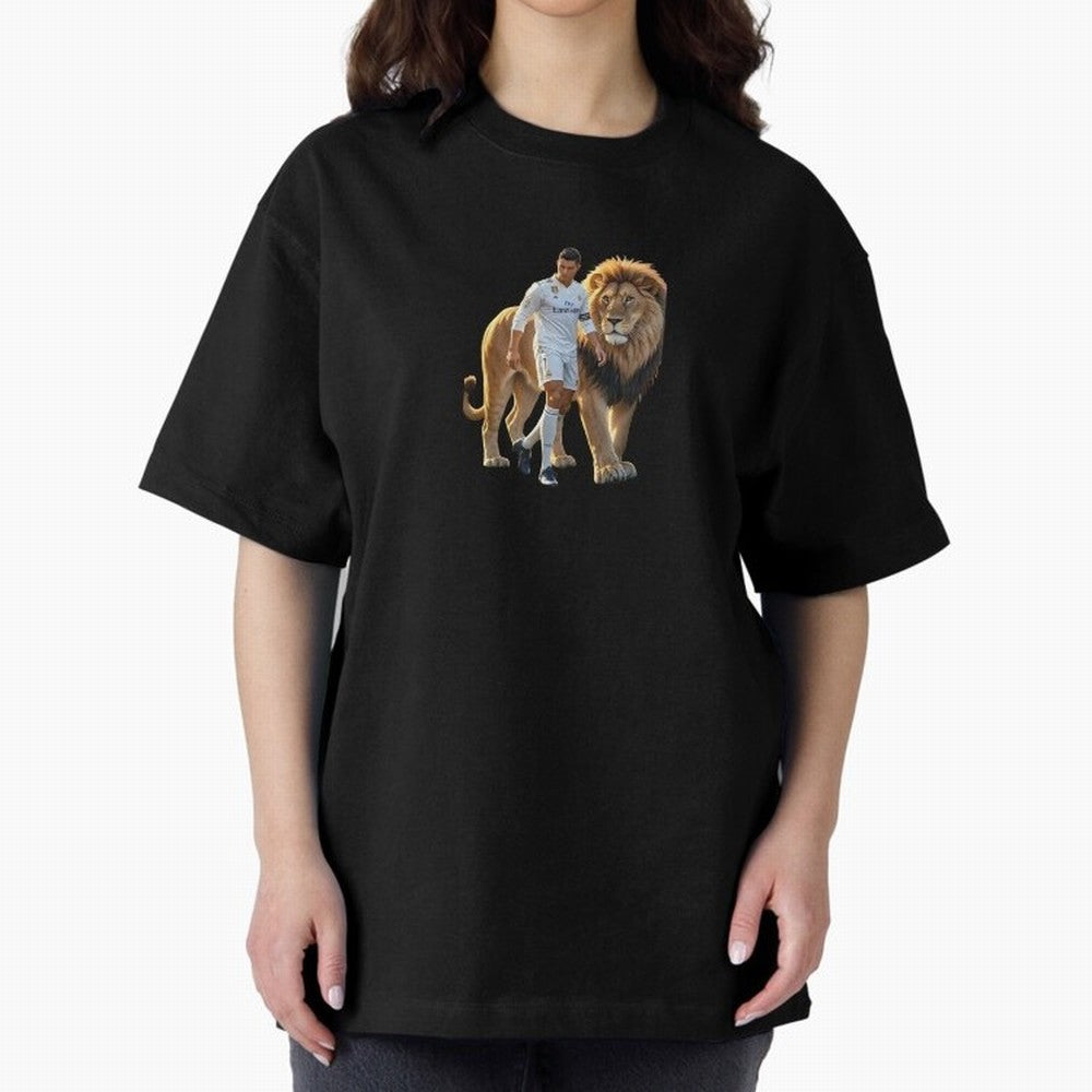 Christiano Ronaldo lion Oversized T-Shirt Celebrate Match Day Hype around FIFA World Cup 2026, Haaland, France and Portugal, Stadium Memories, Football Loyalty, International Chants and Championship Tradition; Ideal for Football Dads, Football