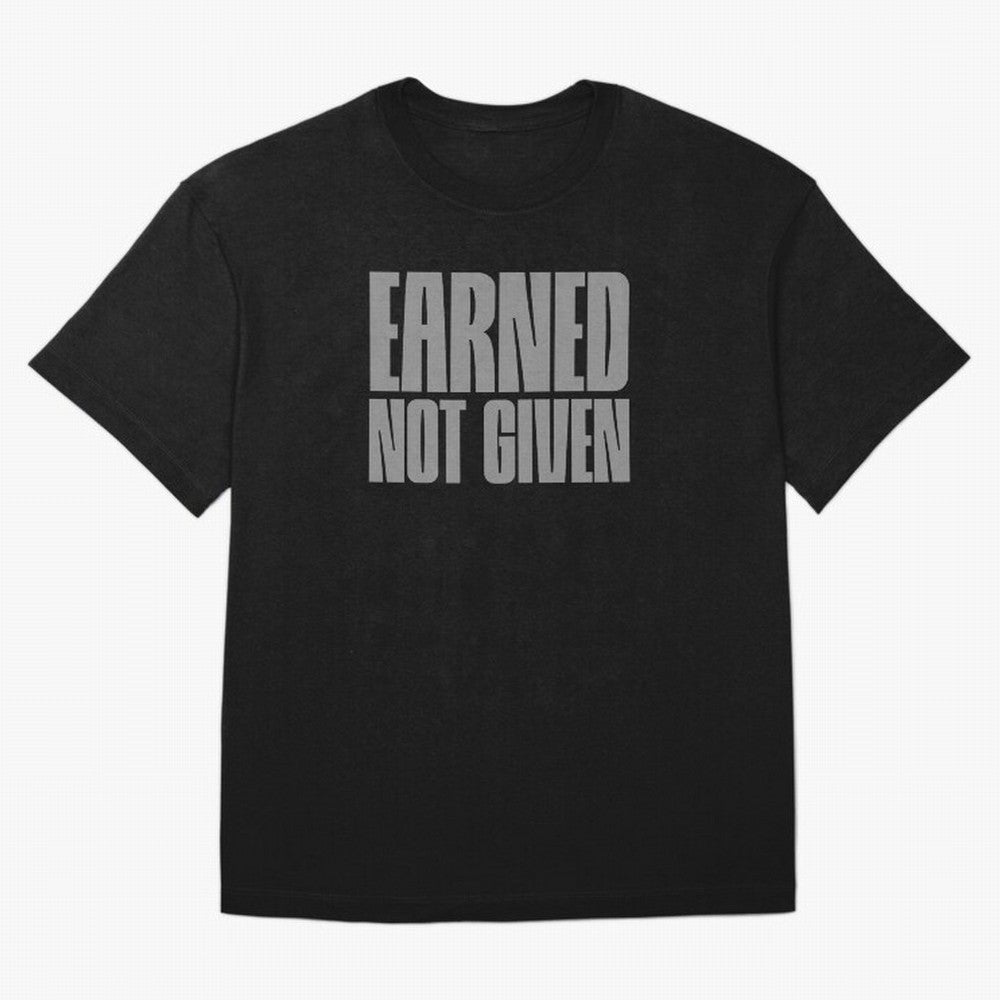 Earned not given grey 2 Oversized T-Shirt Embrace FIFA World Cup 2026 USA Canada Mexico for Fans of Haaland and England and Germany, Bringing Match Day Excitement, Supporter Culture, Golden Goals and Global Football Passion; Ideal for Football