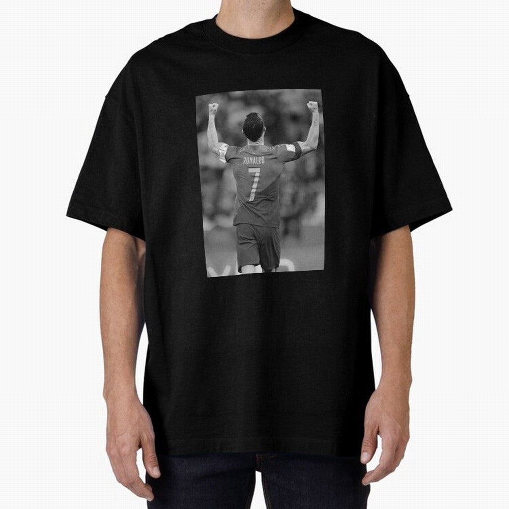 Cristiano Ronaldo Oversized T-Shirt Relive the FIFA World Cup 2026 USA Canada Mexico Journey through Cristiano Ronaldo, Haaland and CR7 Highlights, England and Germany Pride, Vintage Soccer Flavor, Modern Football Stars, National Flags and Final