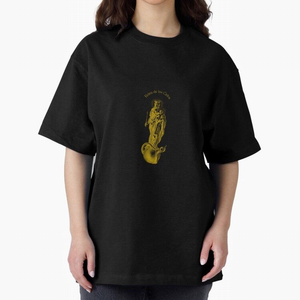 Reina de los Cielos Oversized T-Shirt Feel International Energy from FIFA World Cup 2026 USA Canada Mexico for Fans of Mbappe and Argentina, France and Brazil, Bringing Goal Celebration Energy, Supporter Heritage, Football Icons and Worldwide