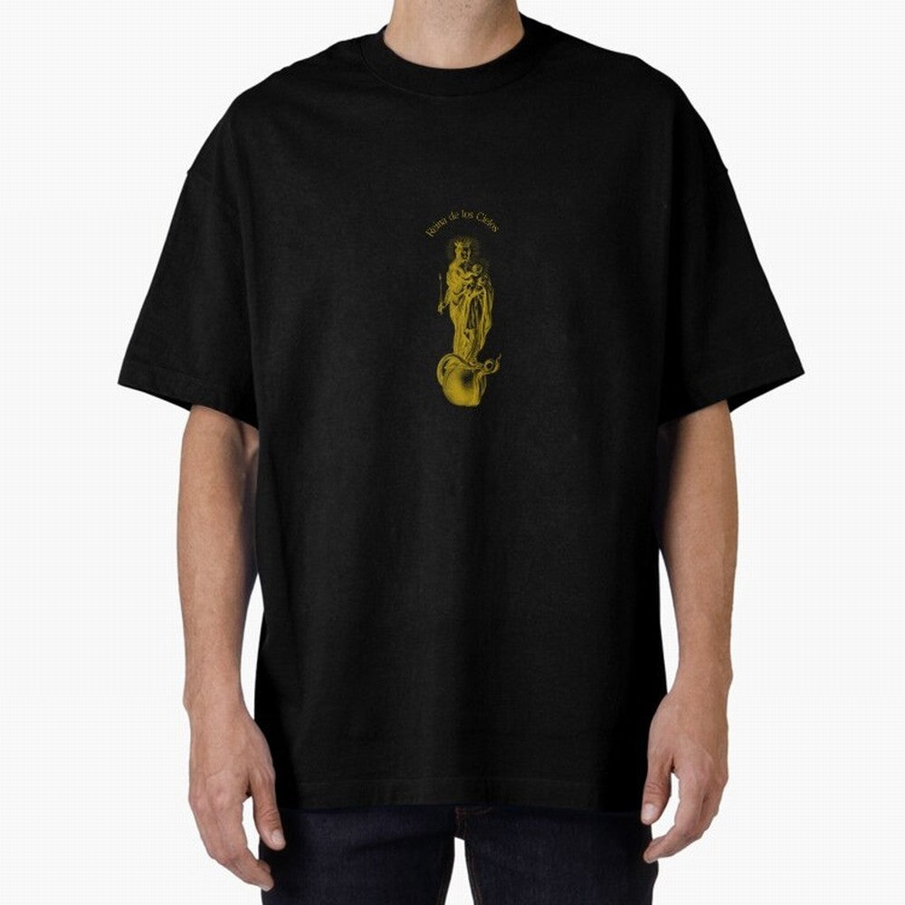 Reina de los Cielos Oversized T-Shirt Feel International Energy from FIFA World Cup 2026 USA Canada Mexico for Fans of Mbappe and Argentina, France and Brazil, Bringing Goal Celebration Energy, Supporter Heritage, Football Icons and Worldwide