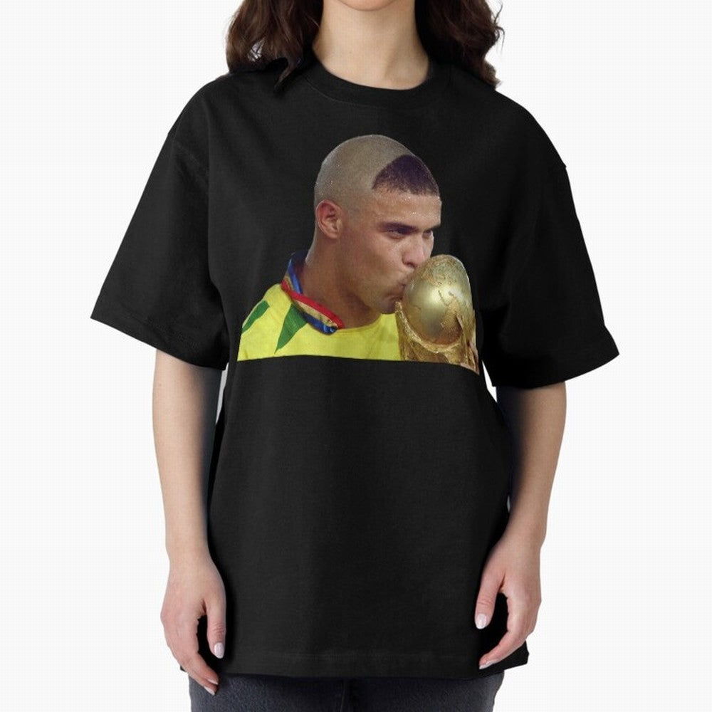 El Fenomeno Oversized T-Shirt Celebrate Football Dreams Across FIFA World Cup 2026 for Fans of Mbappe and Germany, Bringing Vintage Soccer Flavor, Modern Football Stars, National Flags and Final Night Emotion; Ideal for Fans Who Follow Messi,