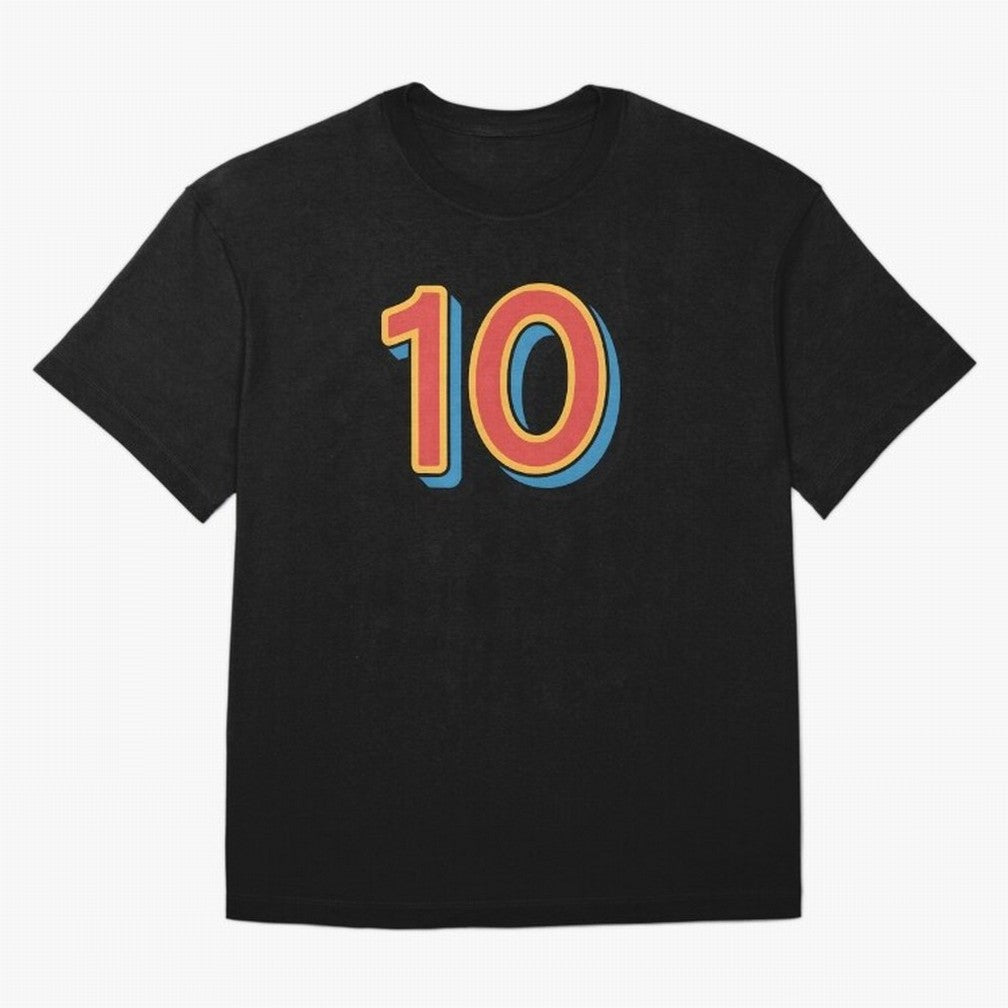 Number 10 Oversized T-Shirt Cheer for FIFA World Cup 2026 for Fans of Messi and England, Bringing Championship Spirit, Famous Goals, Roaring Crowds and International Football Unity; Ideal for Passionate Fans Who Love Underdog Stories, Superstar