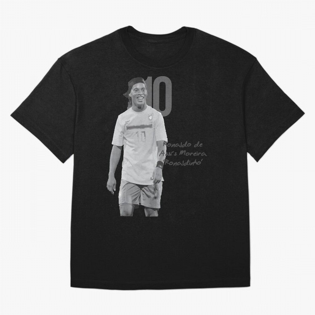 Ronaldo de Assis Moreira Ronaldinho Oversized T-Shirt Celebrate Soccer Greatness during FIFA World Cup 2026 USA Canada Mexico for Fans of Mbappe and England, France and Netherlands, Bringing Goal Celebration Energy, Supporter Heritage, Football