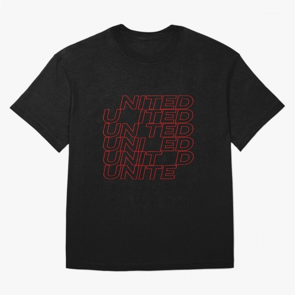 MAN UNITED - 2020 WHITE ILLUSTRATION Oversized T-Shirt Celebrate Classic Football Spirit in FIFA World Cup 2026 USA Canada Mexico Centered on Messi, Brazil Energy, Vintage Soccer Flavor, Modern Football Stars, National Flags and Final Night