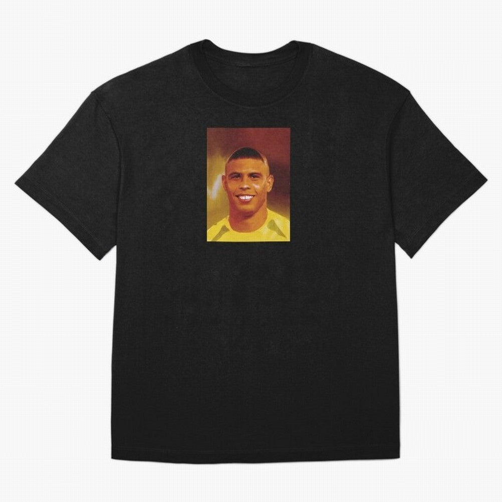 Ronaldo Nazario Digital Painting Oversized T-Shirt Embrace FIFA World Cup 2026 USA Canada Mexico for Fans of Haaland and England and Germany, Bringing Match Day Excitement, Supporter Culture, Golden Goals and Global Football Passion; Ideal for