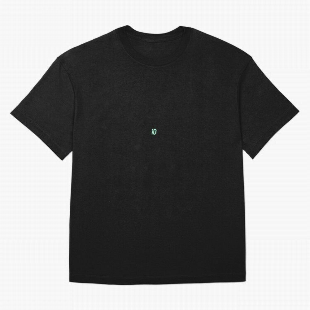 Lionel Messi Minimalist Design - ¥ê¥ª¥Í¥ë?¥á¥Ã¥· | Argentina Edition Classic T-Shirt Relive Legendary Nights from FIFA World Cup 2026 for Fans of Messi, Neymar and Mbappe and Netherlands, Bringing Sports Nostalgia, International Competition, Famous