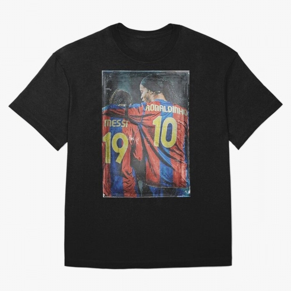 Messi and Ronaldinho Oversized T-Shirt Follow the Road to FIFA World Cup 2026 Group Stage Capturing CR7 and Messi, England Energy, Championship Spirit, Famous Goals, Roaring Crowds and International Football Unity; Great for Watch Parties, Sports