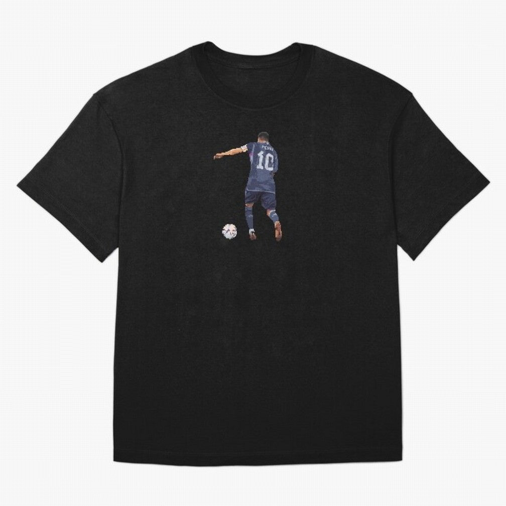 Lionel Messi Classic T-Shirt Represent Football Lovers during the FIFA World Cup 2026 Group Stage Journey through CR7 Highlights, England Pride, Retro Football Energy, Iconic Rivalries, Trophy Chase Drama and Stadium Atmosphere; Great for Watch