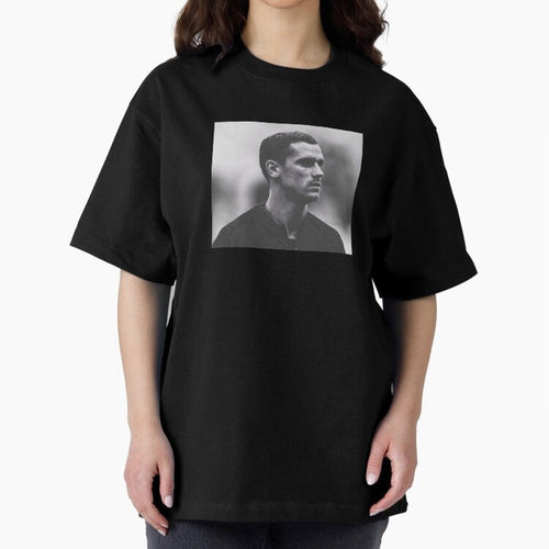 Antoine Griezmann Oversized T-Shirt Celebrate the Stars of FIFA World Cup 2026 USA Canada Mexico Spirit, with Argentina and Brazil, Messi, CR7 and Mbappe, Sports Nostalgia, International Competition, Famous Players and Unforgettable Victories;