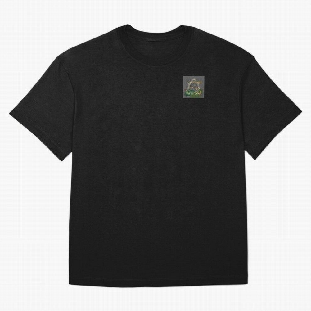 WORLD CUP FOOTBALL 2026 Oversized T-Shirt Bring Global Football Passion for FIFA World Cup 2026 Group Stage, Capturing Messi and Cristiano Ronaldo, Portugal, Spain and Germany, Supporter Pride, Iconic Celebrations, Legendary Names and Global Match
