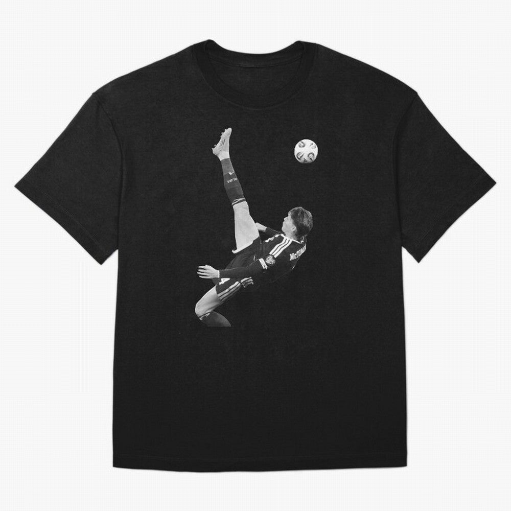 Scotland We'll Be Coming 26 WC Oversized T-Shirt Turn Football Passion into Global Football Passion for FIFA World Cup 2026, Inspired by Messi, CR7 and Mbappe, England and Germany, Game Day Rituals, Football Legends, Country Pride and the Road to